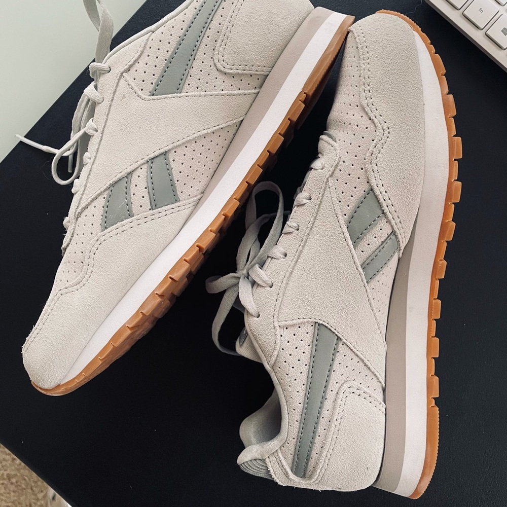 Reebok Classic Harman size 7